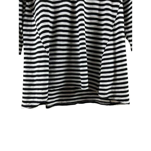 Chico's Ultimate Tee Modal Blend Slub High Low Striped Top Size 1 Medium B&W - Picture 4 of 12